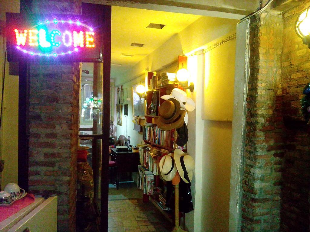 Cafe De Baan Raow Ξενοδοχείο Μπανγκόκ Εξωτερικό φωτογραφία